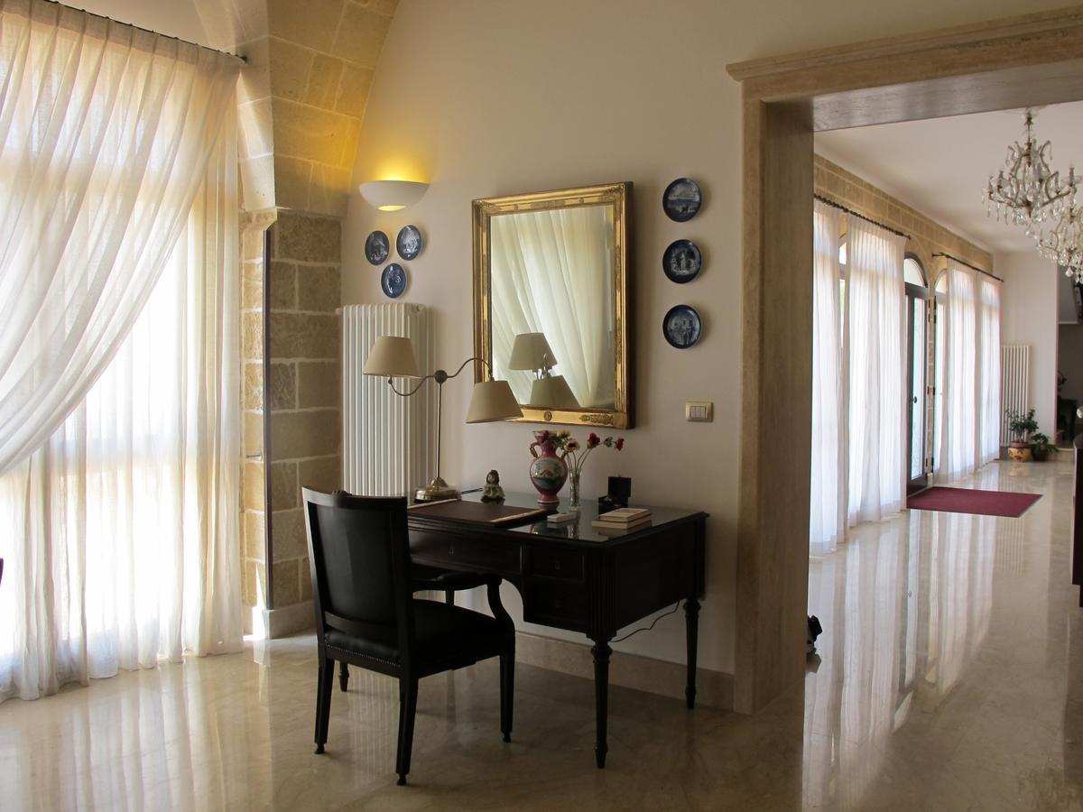 Hotel Villa Leuzzi Salice Salentino Exterior photo